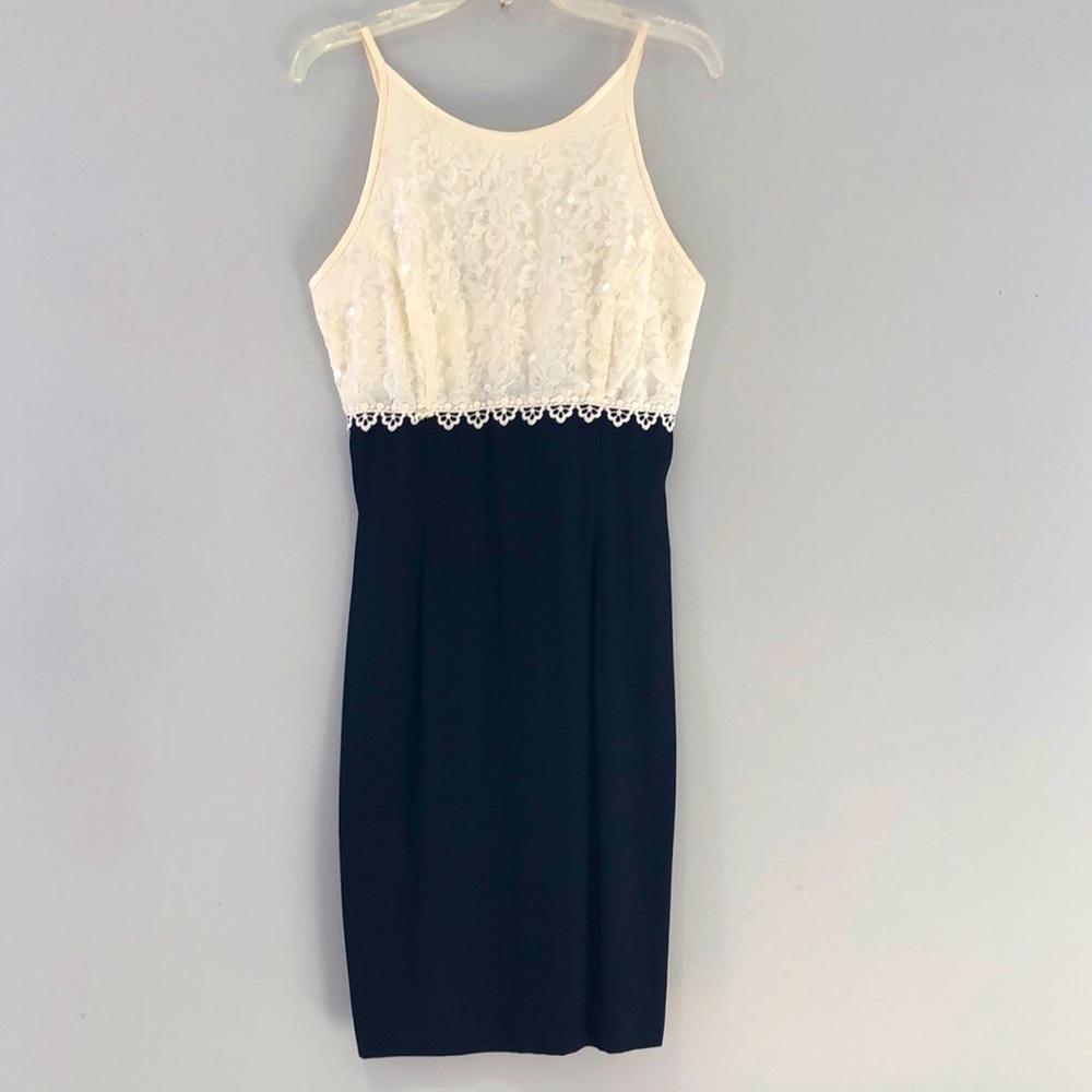 Jessica McClintock spaghetti strap open back dress. Cream and black. Size 5/6
